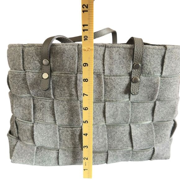 Alma Tonutti Grey Zipper Wool Woven Tote Handbag, Made In Italy Satchel  ***Item - Picture 8 of 10